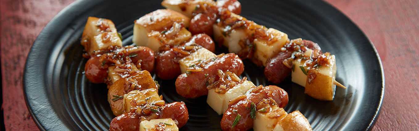 Caramelized Onion, Smoked Gouda and Pear Skewers with Lit'l Smokies® smoked sausages