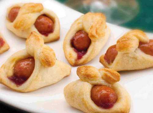 Cranberry & Mustard Pigs in a Blanket